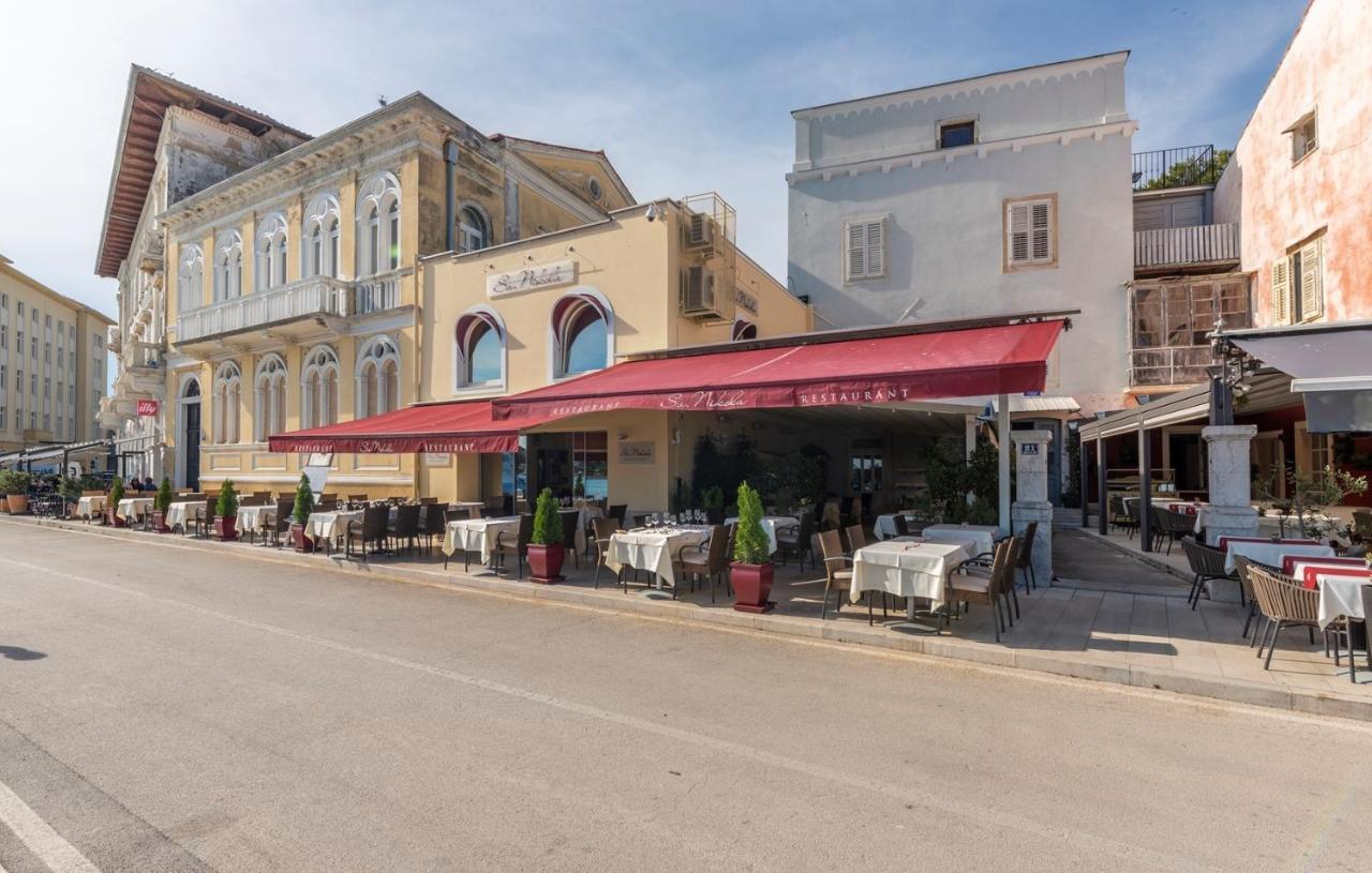 Apartment Zeljka Porec Exterior photo